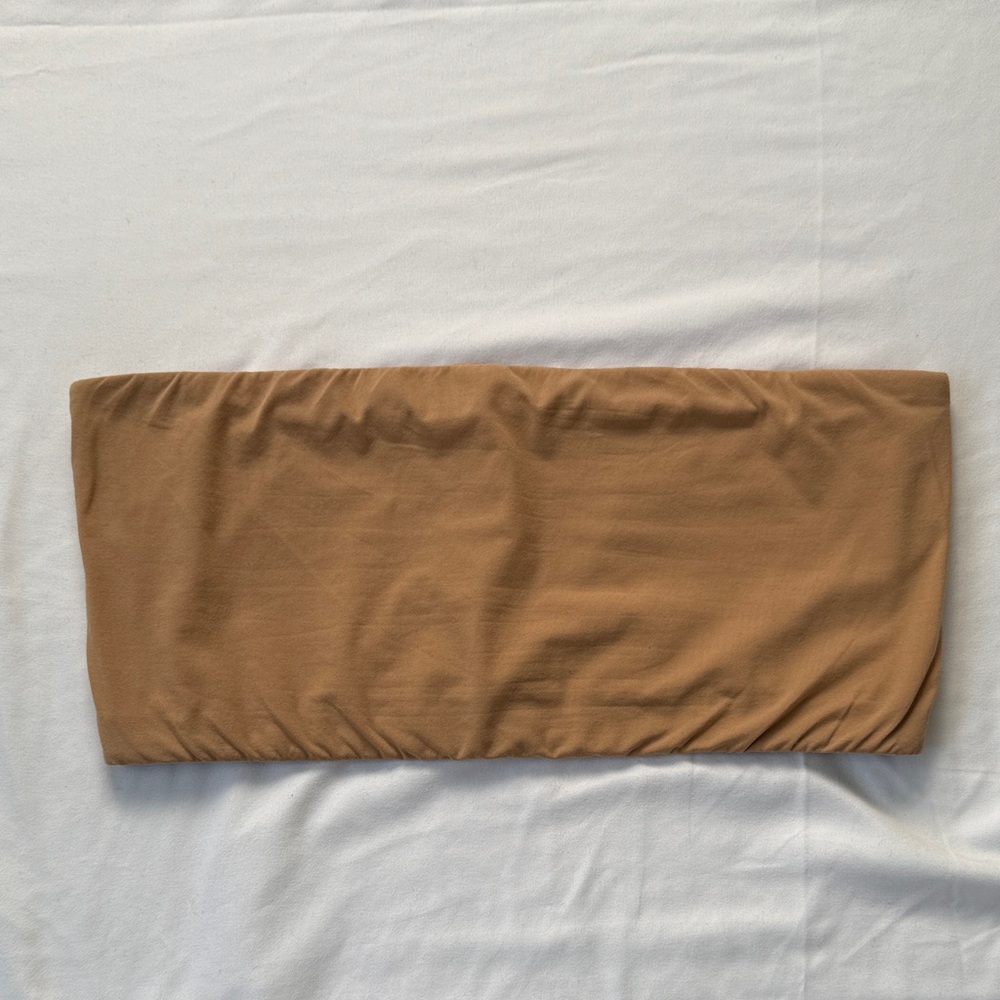 SKIMS Neutral Tan Strapless Bandeau Tube Top